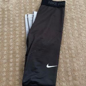 Nike leggings